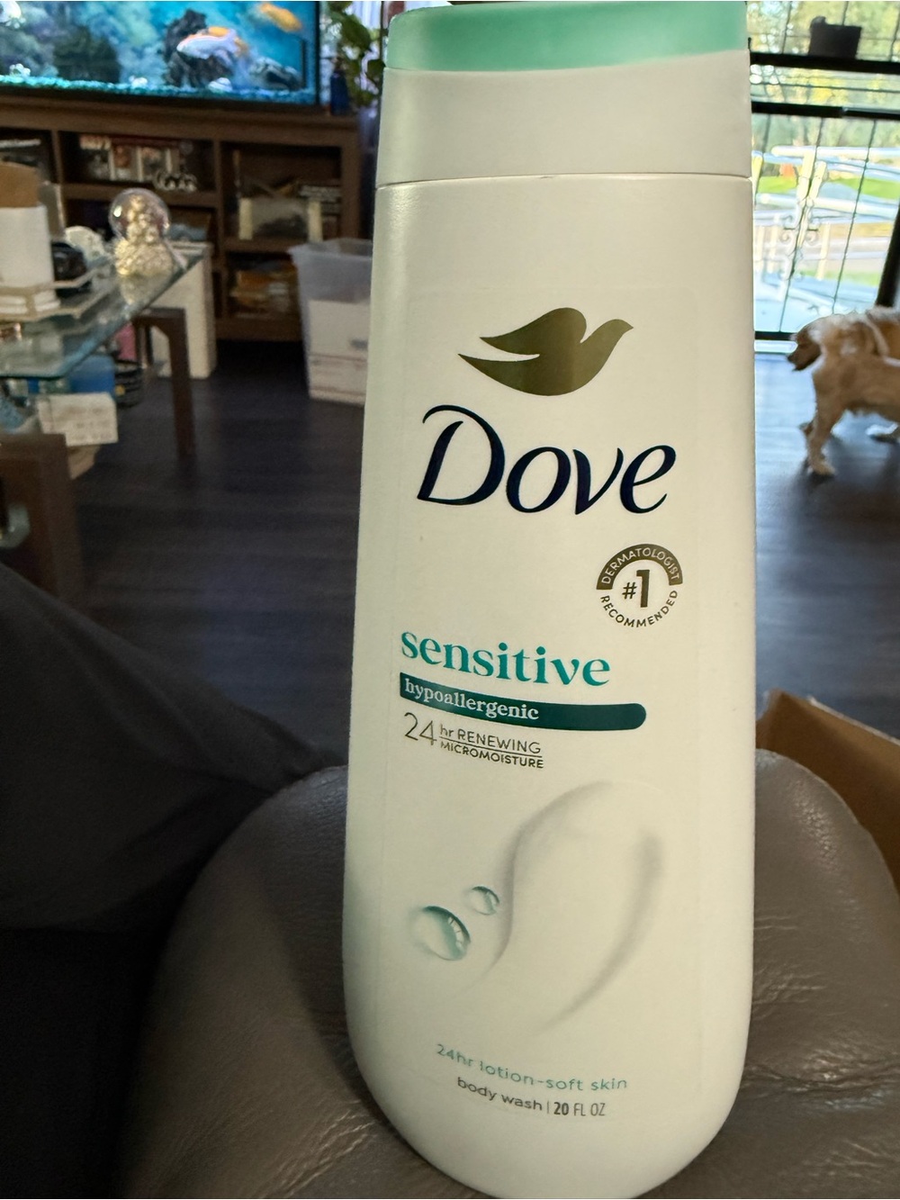 Dove Sensitive Hypoallergenic Body Wash — White with Light Green Accents